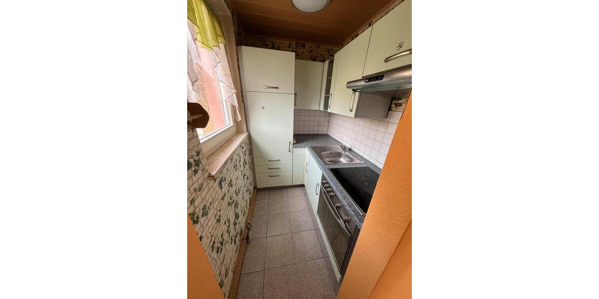 Etagenwohnung Hohenmölsen - 2 Zimmer, 36 m&sup2;, 260&euro; | Angebot:24623968