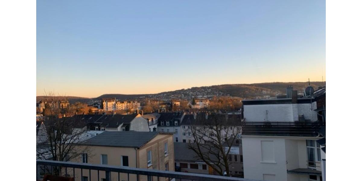 Schöne Dachgeschosswohnung mit Blick über Wuppertal 2 zimmer