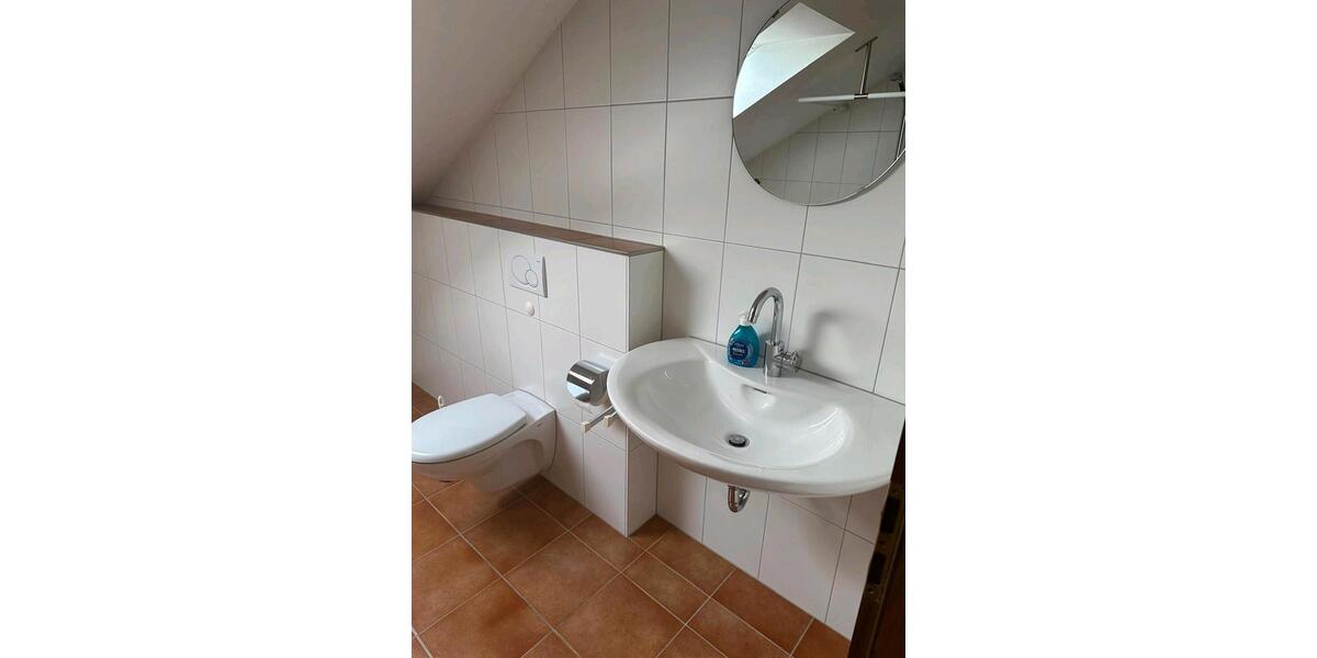 Dachgeschoßwohnung Vellmar - 3 Zimmer, 89 m&sup2;, 1.100&euro; | Angebot:26701993