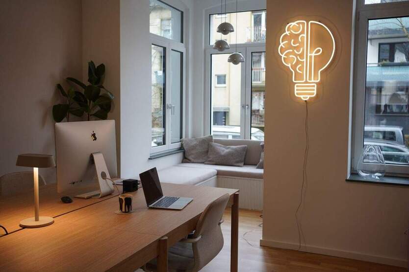 Schreibtischplatz in kleiner Bürogemeinschaft (max. 4 Personen) - All-in-Miete zimmer
