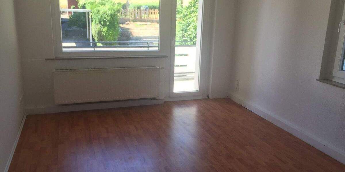 Etagenwohnung Detmold Bentrup-Loßbruch - 4 Zimmer, 77 m&sup2;, 650&euro; | Angebot:25692637
