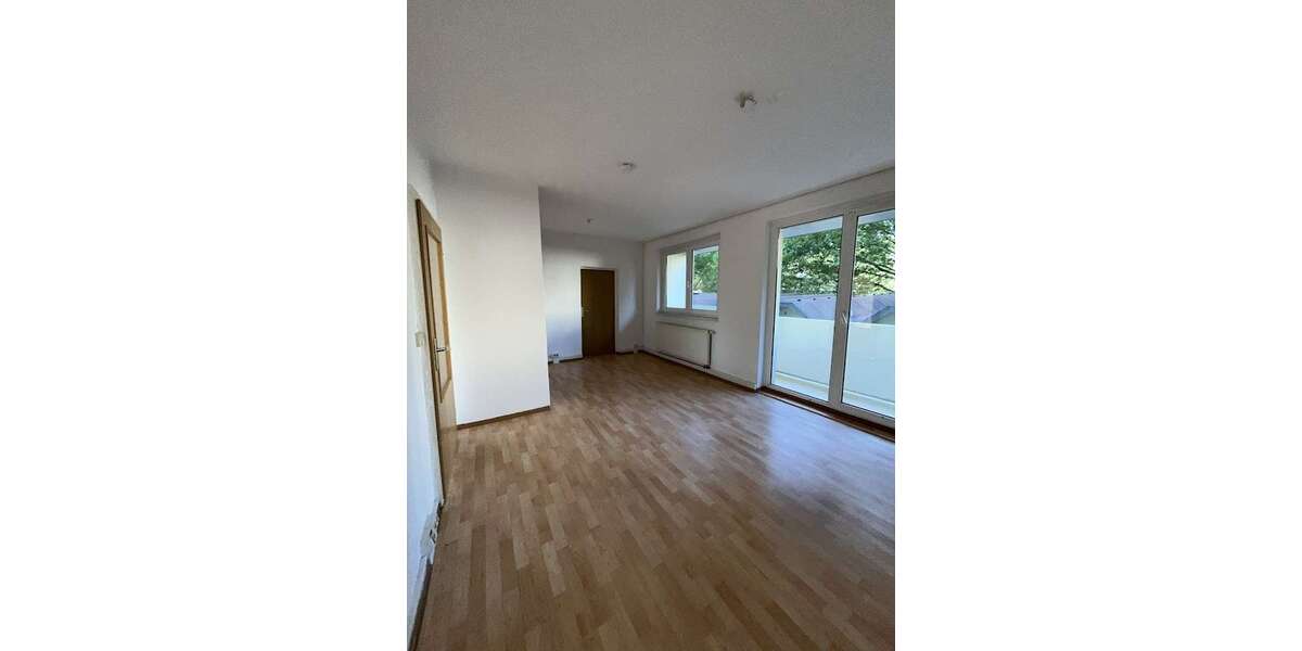 Etagenwohnung Gera Lusan - 4 Zimmer, 72 m&sup2;, 400&euro; | Angebot:27248671