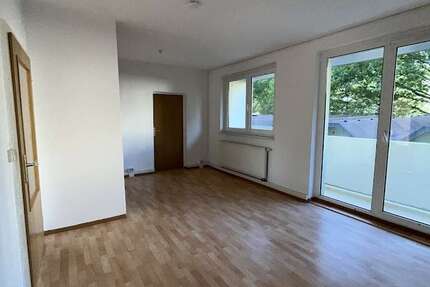Wohnung Gera Lusan - 4 Zimmer, 72 m&sup2;, 400&euro; | Angebot:27248671