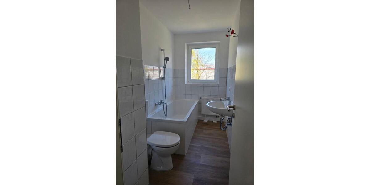 Etagenwohnung Querfurt - 3 Zimmer, 58 m&sup2;, 406&euro; | Angebot:26349758