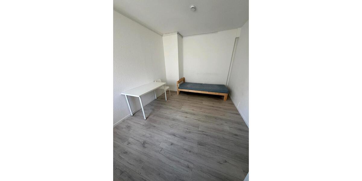 Etagenwohnung Steinheim an der Murr - 1 Zimmer, 15 m&sup2;, 600&euro; | Angebot:24696188