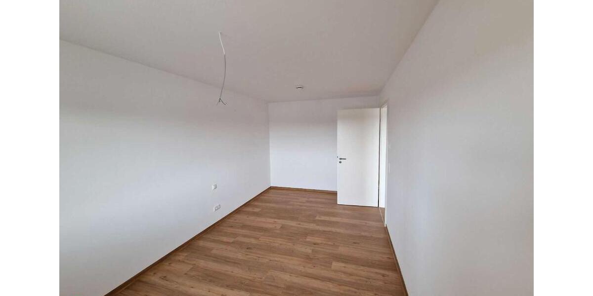 Etagenwohnung Neuendettelsau - 2 Zimmer, 65 m&sup2;, 710&euro; | Angebot:25415410