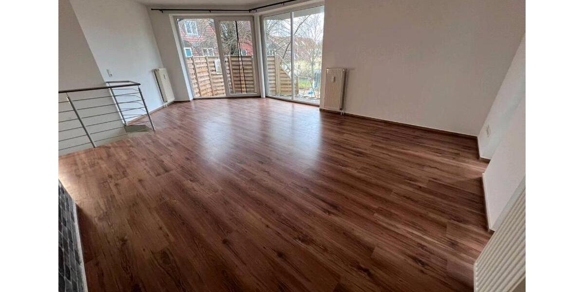 Etagenwohnung Wittstock/Dosse Dosse - 3 Zimmer, 98 m&sup2;, 1.000&euro; | Angebot:26097500