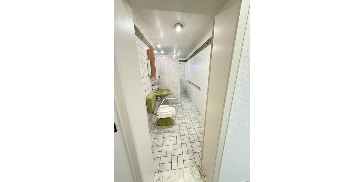 82 m² Erdgeschosswohnung mit Balkon & EBK in ruhiger Lage 2 zimmer