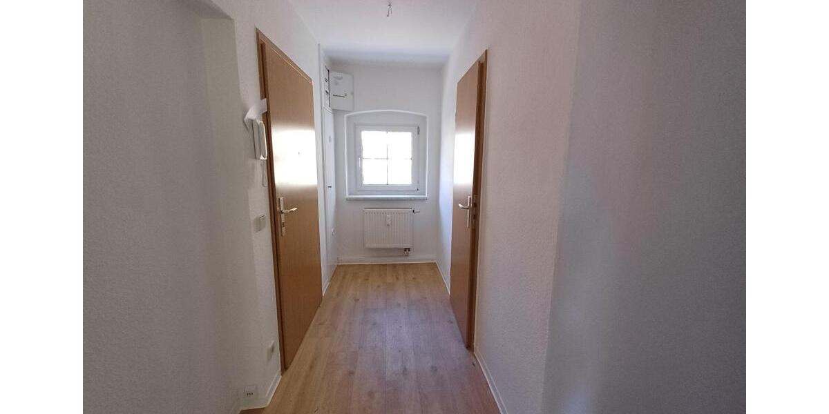 Etagenwohnung Merseburg - 2 Zimmer, 54 m&sup2;, 348&euro; | Angebot:26544752