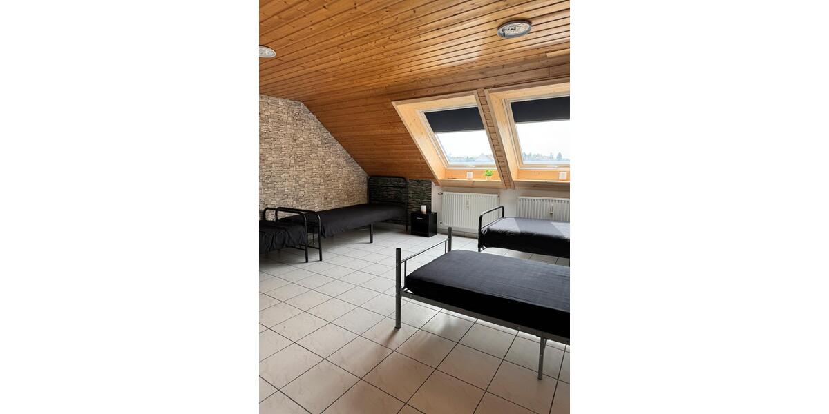 Wohnen auf Zeit Achern - 4 Zimmer, 100 m&sup2;, 20&euro; | Angebot:22558409