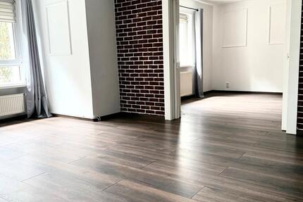 Haus Helmstedt - 6 Zimmer, 200 m&sup2;, 1.600&euro; | Angebot:25049139