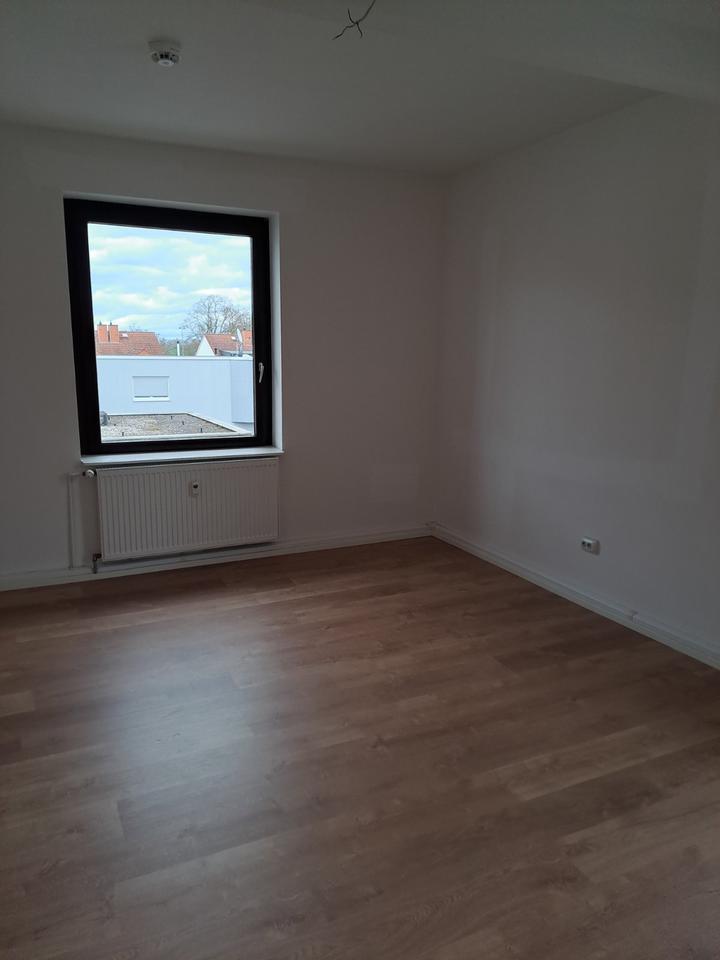 helle zentrale 1-Zimmerwohnung mit optional PKW-Stellplatz