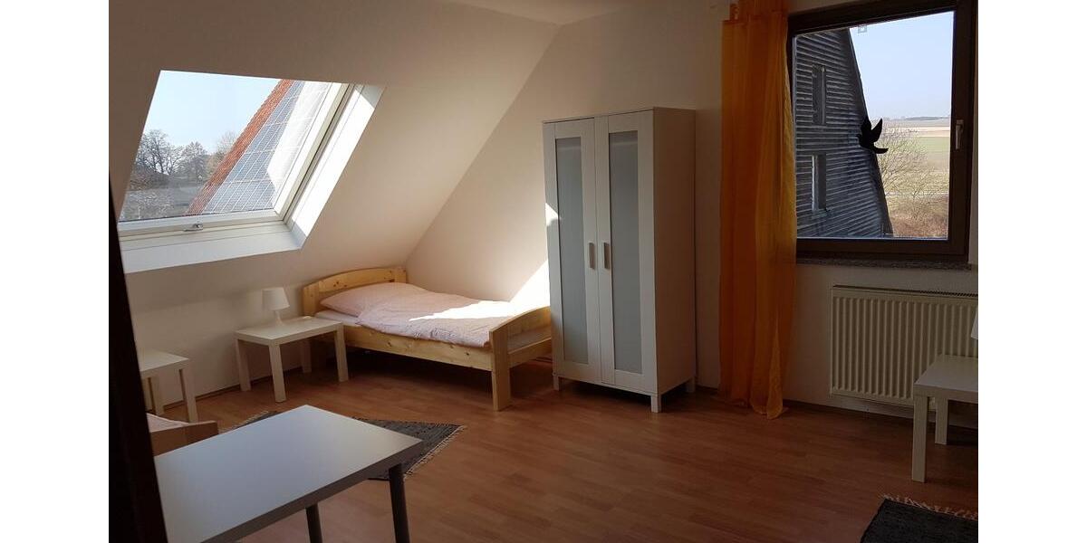 Wohnen auf Zeit Fritzlar - 5 Zimmer, 150 m&sup2;, 175&euro; | Angebot:22910243