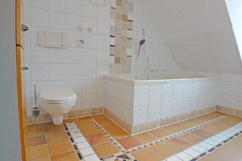 Etagenwohnung München-Solln Thalk.Obersendl.-Forsten-Fürstenr.-Solln - 4 Zimmer, 135 m&sup2;, 2.800&euro; | Angebot:25664896