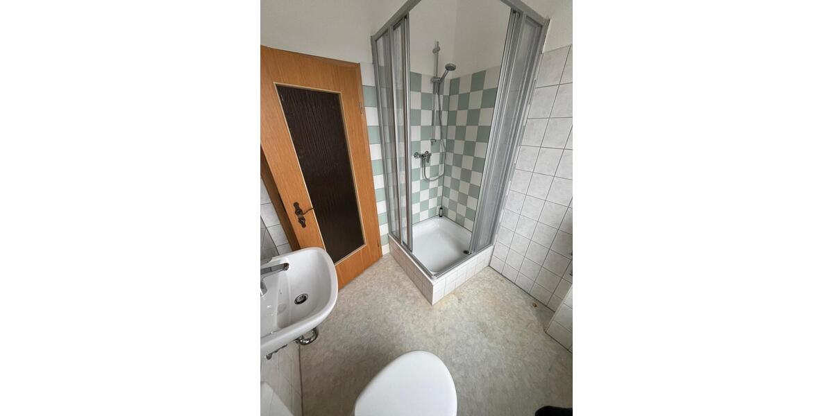Dachgeschoßwohnung Neubrandenburg - 2 Zimmer, 39 m&sup2;, 350&euro; | Angebot:26422327