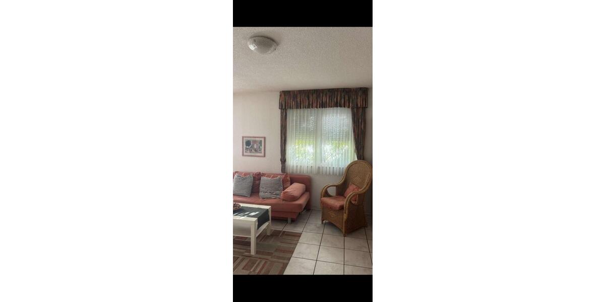 Erdgeschoßwohnung Duisburg Huckingen - 1 Zimmer, 50 m&sup2;, 650&euro; | Angebot:24824880