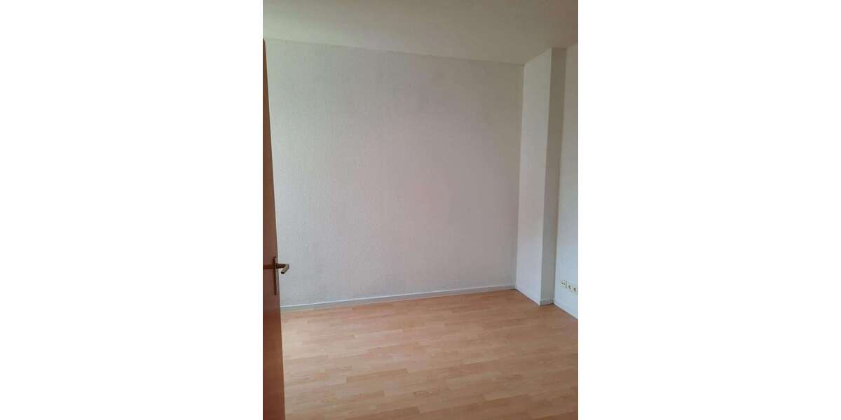 2 Zimmer-Wohnung *gerade in Renovierung* frei ab 01.08.2023 2 zimmer