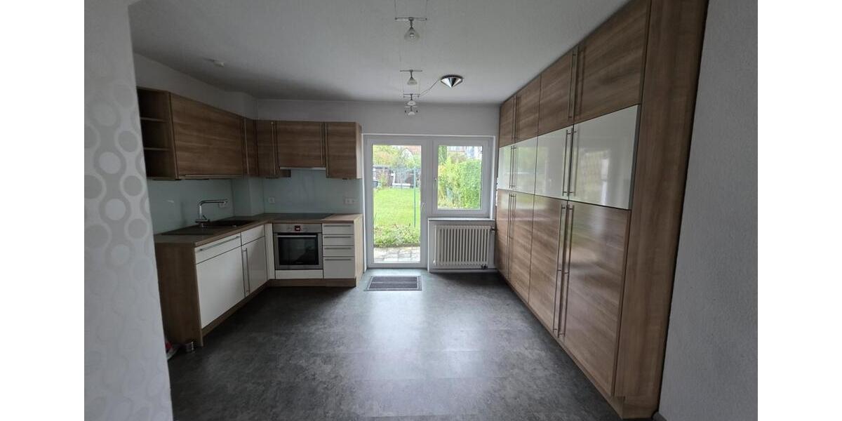 Reihenhaus Kassel Harleshausen - 3 Zimmer, 75 m&sup2;, 1.050&euro; | Angebot:24858274