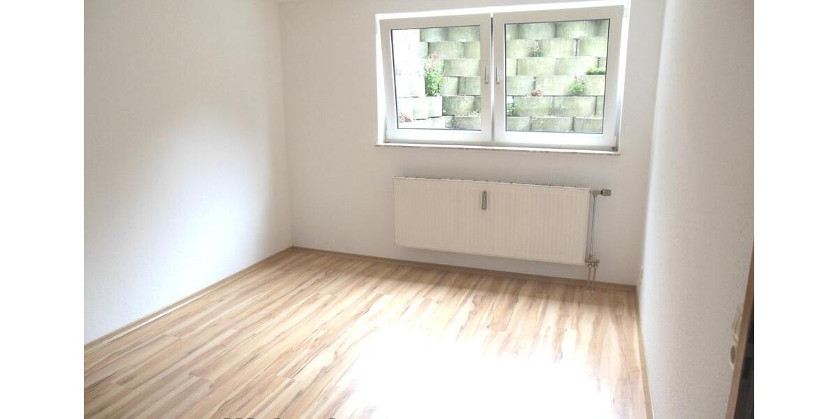 Etagenwohnung Bad Pyrmont - 3 Zimmer, 74 m&sup2;, 460&euro; | Angebot:25396246