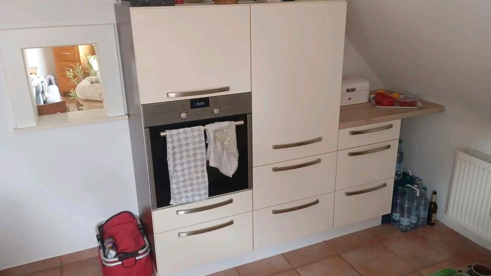 Etagenwohnung Willich - 3 Zimmer, 100 m&sup2;, 1.200&euro; | Angebot:24814536