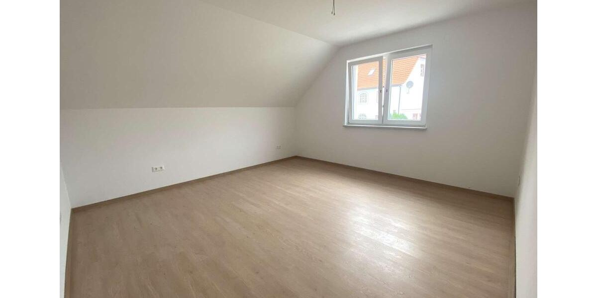 Maisonettenwohnung Delitzsch - 5 Zimmer, 120 m&sup2;, 1.200&euro; | Angebot:26664461