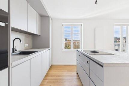 zum Erstbezug: Exklusive 3 -Zimmer Wohnung mit Küche und Balkon direkt am Gärtnerplatz 3 zimmer