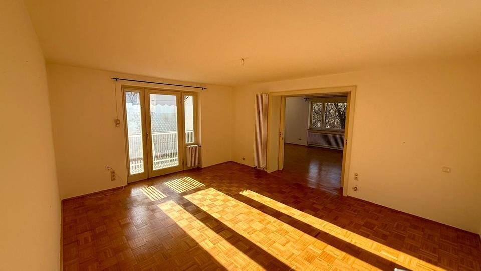 Etagenwohnung München Hadern - 5 Zimmer, 132 m&sup2;, 2.500&euro; | Angebot:24542261