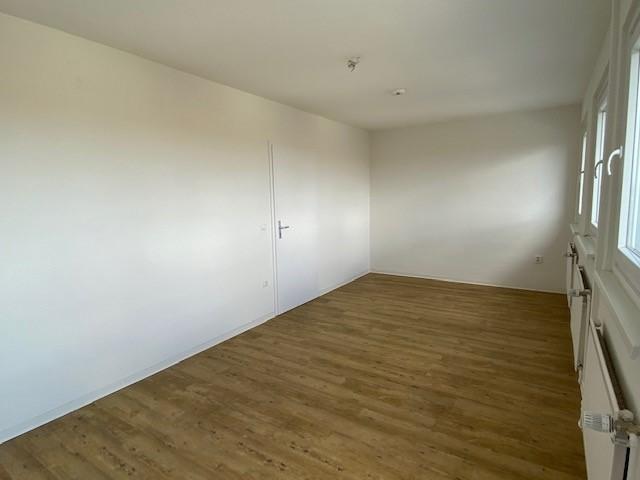 Wohnen mit Weitblick: moderne 1-Zimmer-Wohnung mit großer Dachterrasse