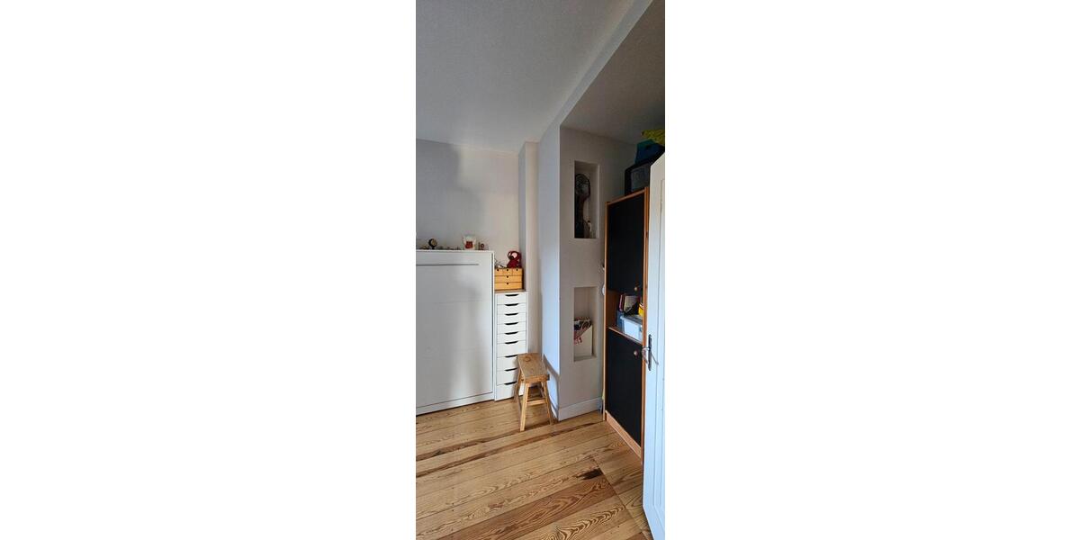 Etagenwohnung Hamburg Ohlsdorf - 4 Zimmer, 118 m&sup2;, 2.500&euro; | Angebot:26702704