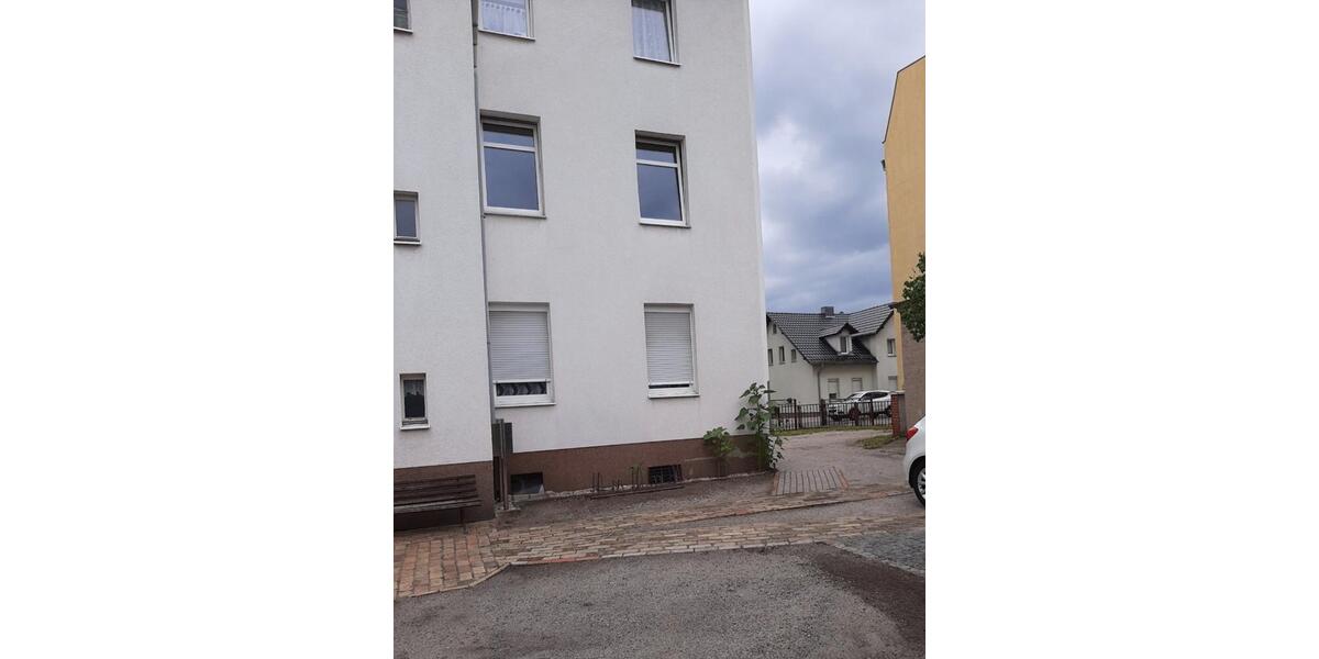 Hochparterre Weißwasser (Oberlausitz) - 1 Zimmer, 46 m&sup2;, 275&euro; | Angebot:25833883