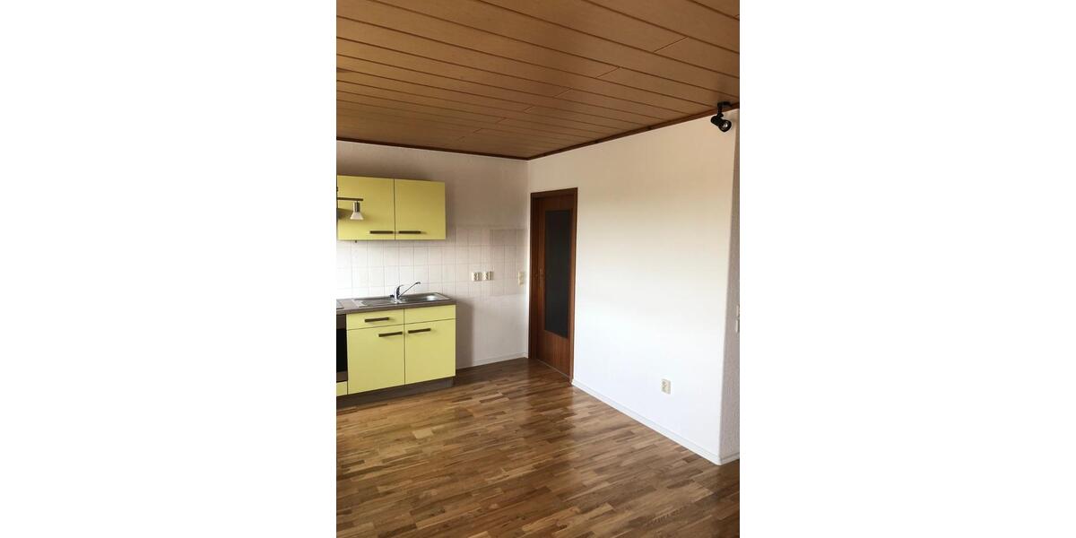 Dachgeschoßwohnung Zehdenick - 2 Zimmer, 42 m&sup2;, 336&euro; | Angebot:25854202