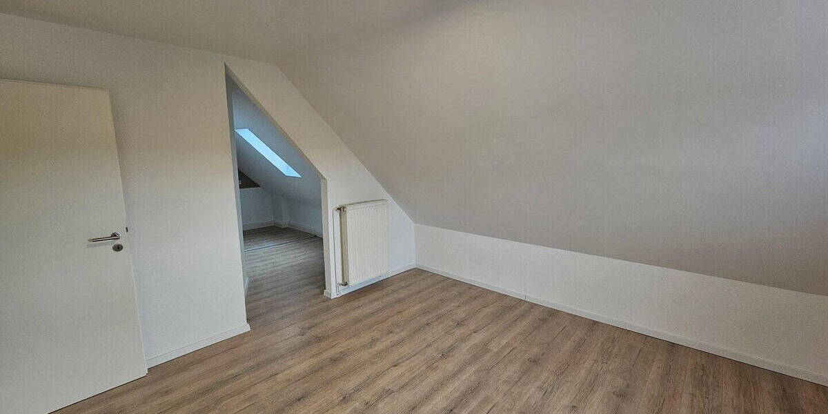 Etagenwohnung Schiffweiler - 3 Zimmer, 57 m&sup2;, 570&euro; | Angebot:26627744