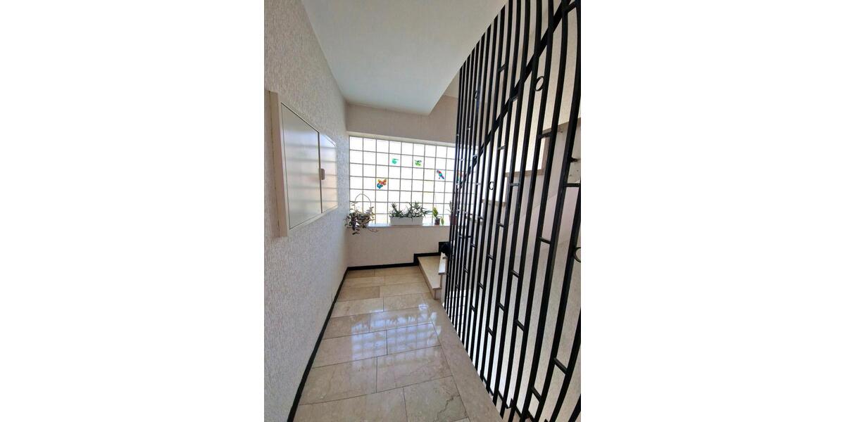 Dachgeschoßwohnung Obersulm - 3 Zimmer, 65 m&sup2;, 900&euro; | Angebot:25843640