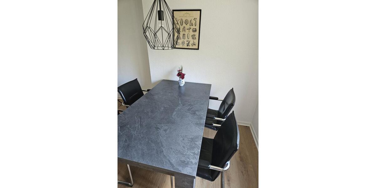 Wohnen auf Zeit Melsbach - 6 Zimmer, 150 m&sup2;, 1.100&euro; | Angebot:26437329