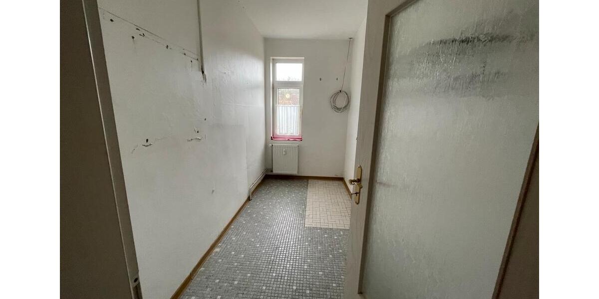 Etagenwohnung Coppenbrügge - 3 Zimmer, 135 m&sup2;, 1.600&euro; | Angebot:23781121