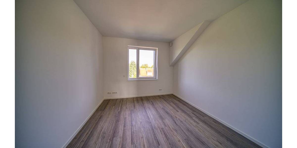 Etagenwohnung Stade Hohenwedel - 5 Zimmer, 122 m&sup2;, 1.595&euro; | Angebot:25968505