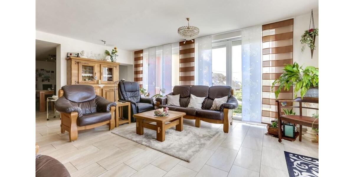 Etagenwohnung Osburg - 2 Zimmer, 100 m&sup2;, 888&euro; | Angebot:25918960