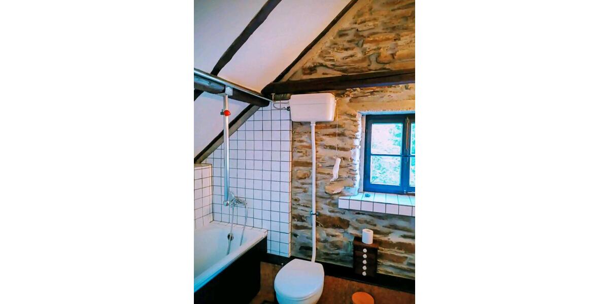 kleines Haus mit Garten und Stellplatz zu vermieten 3 zimmer