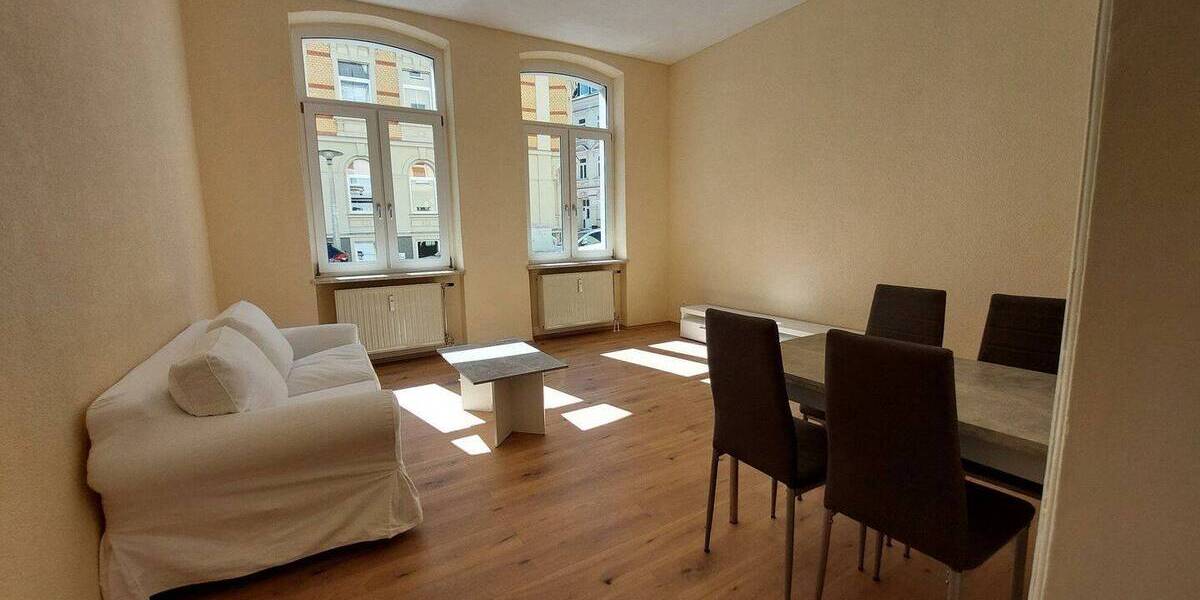 Etagenwohnung Plauen Stadtmitte - 2 Zimmer, 42 m&sup2;, 280&euro; | Angebot:26814400