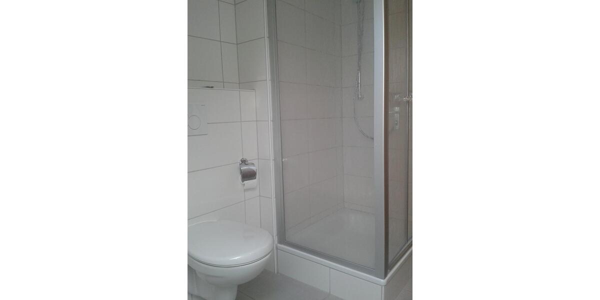 Dachgeschoßwohnung Schweinfurt Gartenstadt - 1 Zimmer, 35 m&sup2;, 270&euro; | Angebot:24382366