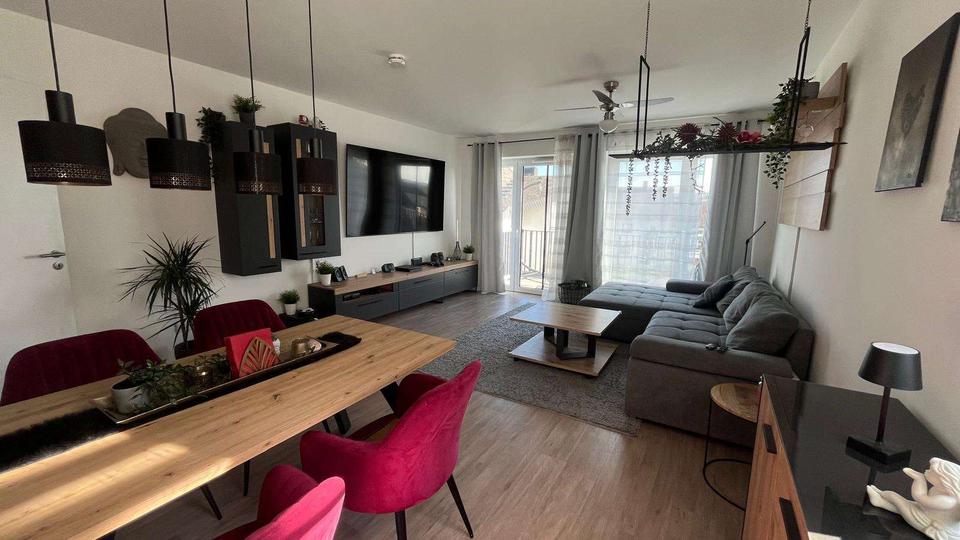 Etagenwohnung Heroldsbach - 3 Zimmer, 82 m&sup2;, 1.190&euro; | Angebot:26121865