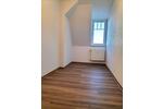 Dachgeschoßwohnung Crimmitschau - 2 Zimmer, 45 m&sup2;, 427&euro; | Angebot:24853459