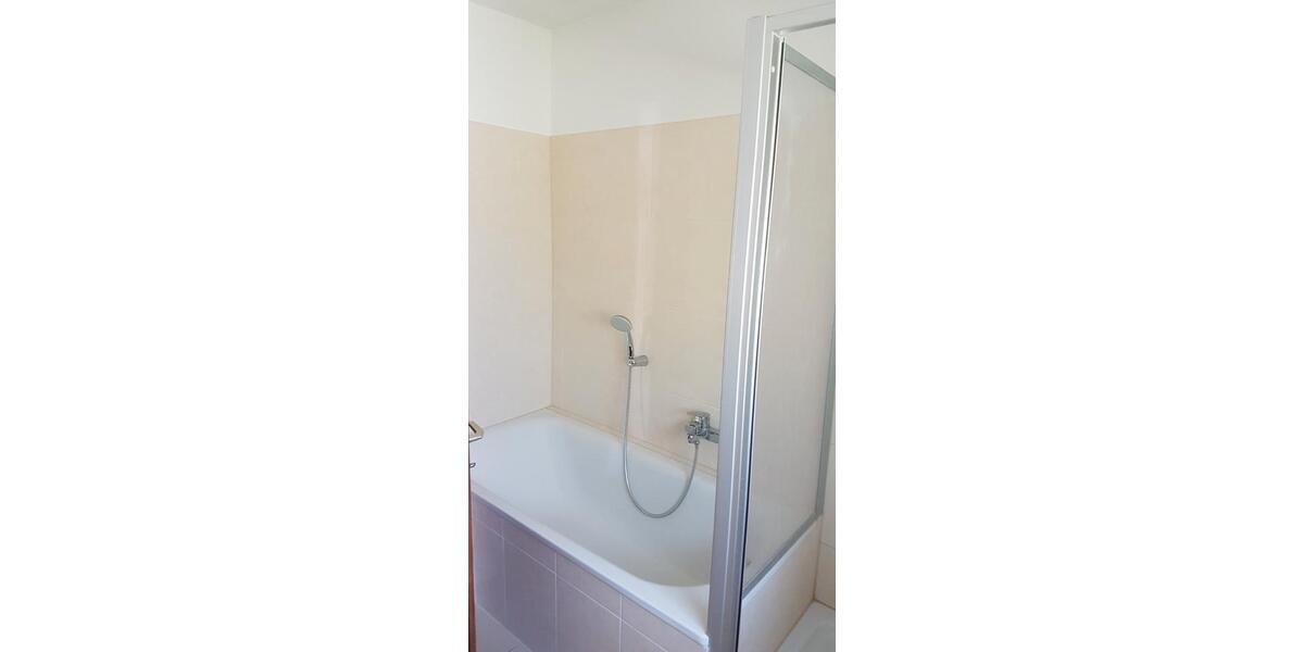 Einfamilienhaus Pinneberg - 5 Zimmer, 131 m&sup2;, 2.000&euro; | Angebot:26043862