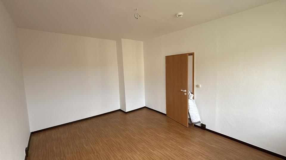 Erdgeschoßwohnung Meiningen - 2 Zimmer, 47 m&sup2;, 215&euro; | Angebot:25934031