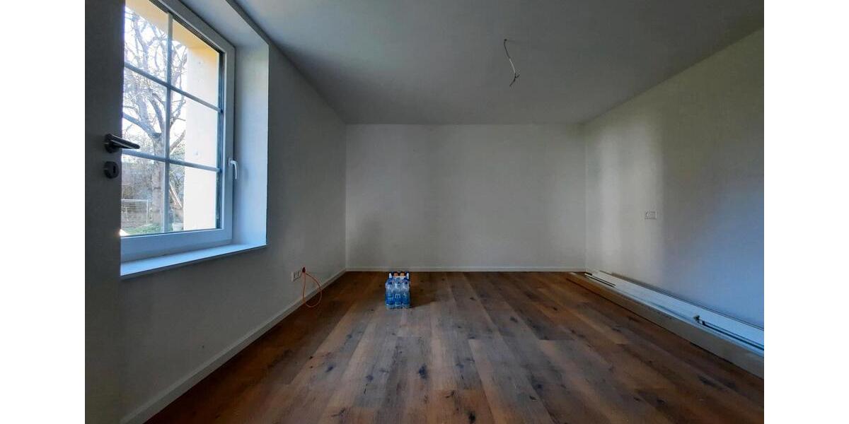 Etagenwohnung Zimmern ob Rottweil - 2 Zimmer, 420 m&sup2;, 490&euro; | Angebot:26183202