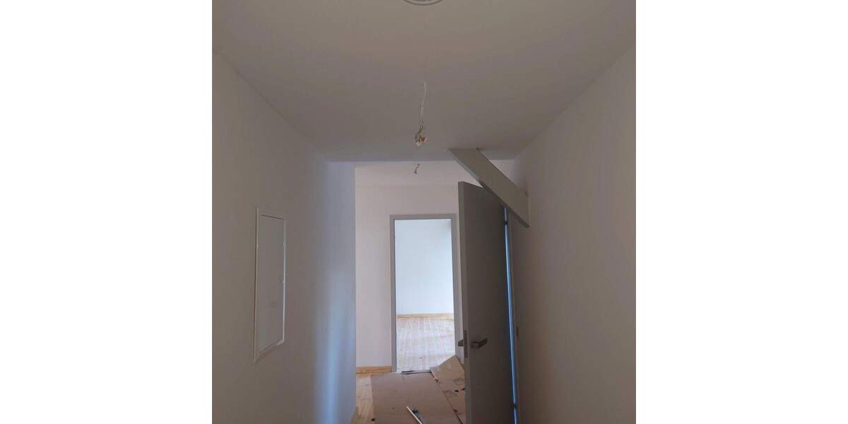 Etagenwohnung Buckow - 3 Zimmer, 86 m&sup2;, 1.038&euro; | Angebot:26173699