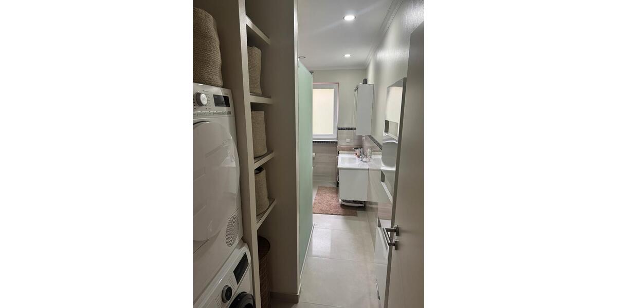 Erdgeschoßwohnung Biebesheim am Rhein - 4 Zimmer, 102 m&sup2;, 1.200&euro; | Angebot:24756685