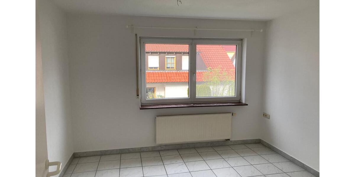 Maisonettenwohnung Igersheim - 3 Zimmer, 90 m&sup2;, 700&euro; | Angebot:26399164