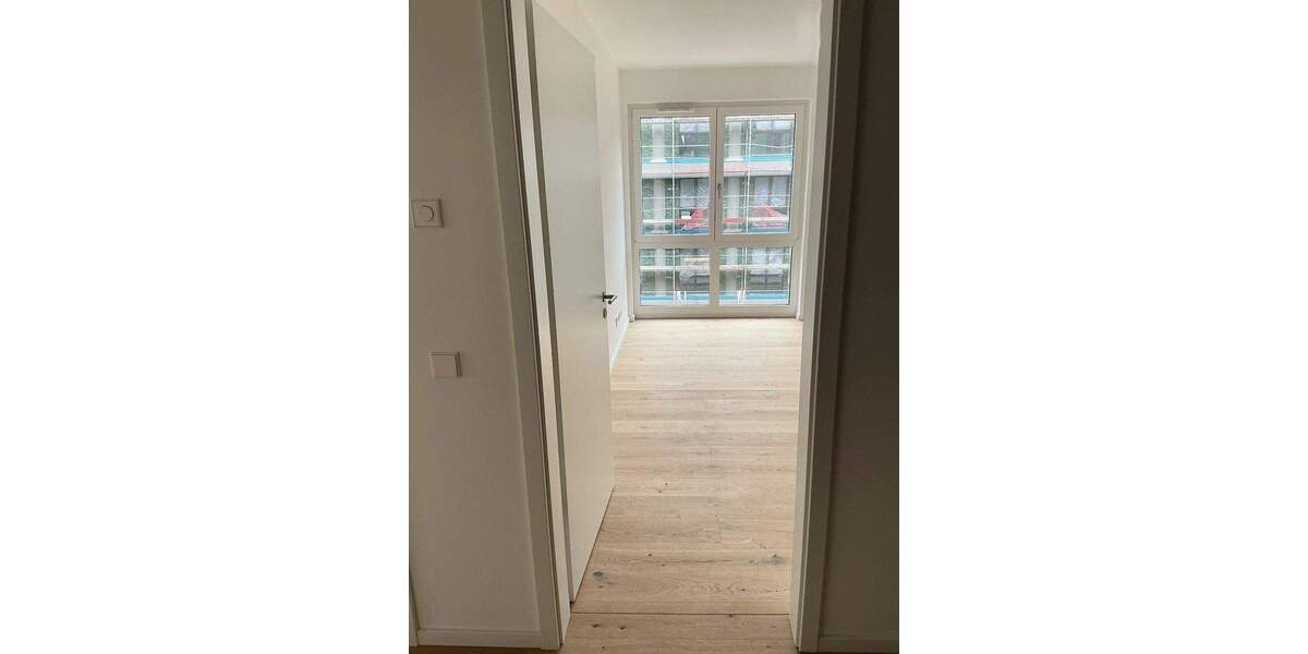 Etagenwohnung Hannover Döhren - 5 Zimmer, 140 m&sup2;, 1.990&euro; | Angebot:24696709