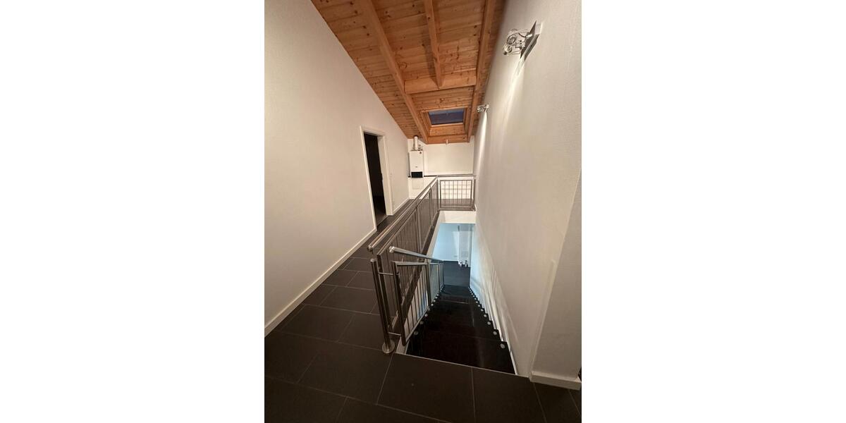 Doppelhaushälfte Püttlingen - 4 Zimmer, 230 m&sup2;, 1.830&euro; | Angebot:26299543